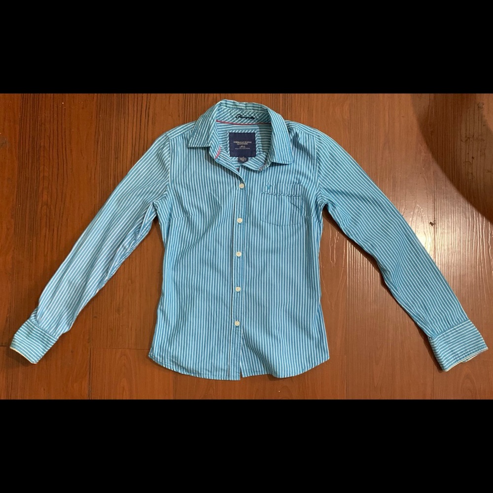 American Eagle Long Sleeve Shirt Size 2